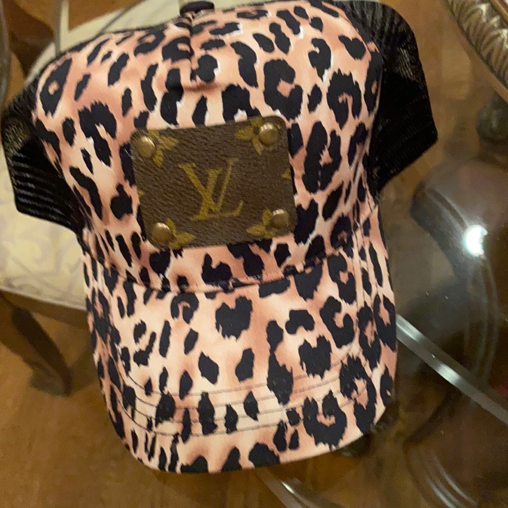 Ladies cap